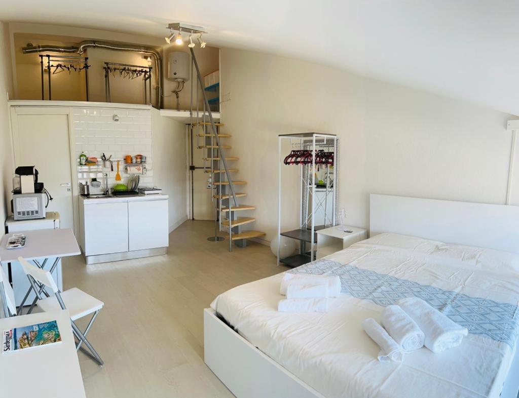 La Casita Lägenhet Cagliari Exteriör bild